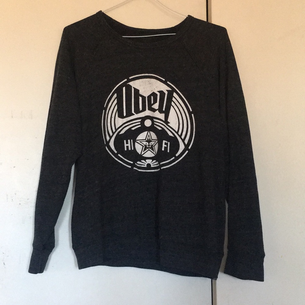 Obey black sweatshirt